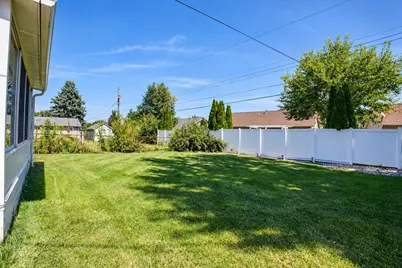 111 Greenwood Drive, La Porte, IN 46350 - Photo 24