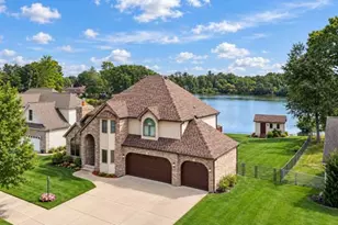 6797 Lakeshore Dr, Portage, IN 46368 - Photo 2