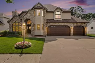 6797 Lakeshore Dr, Portage, IN 46368 - Photo 8