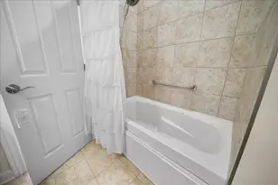 2973 Indian Summer Cir, Valparaiso, IN 46385 - Photo 12