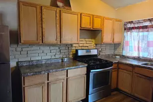 7010 Ash Pl, Gary, IN 46403 - Photo 6