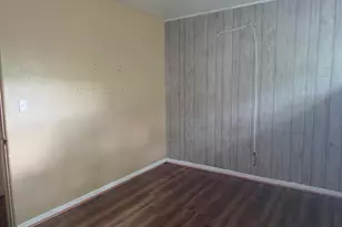 7010 Ash Pl, Gary, IN 46403 - Photo 10
