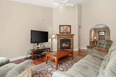 5032 W Concord Drive, La Porte, IN 46350 - Photo 14