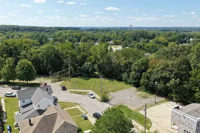 551 Locust Street, Valparaiso, IN 46383 - Photo 12