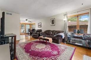 228 E Division St, Demotte, IN 46310 - Photo 4