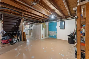 228 E Division St, Demotte, IN 46310 - Photo 22
