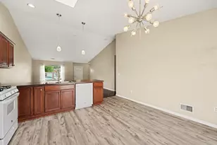 9166 Morton St, Merrillville, IN 46410 - Photo 14