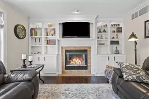 13 Edinburgh Ct, Valparaiso, IN 46385 - Photo 6