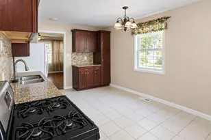 1213 Farrand Ave, La Porte, IN 46350 - Photo 6