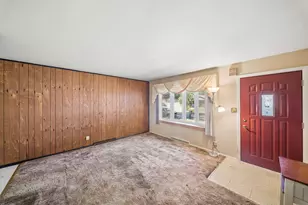 831 Essex Ln, Michigan City, IN 46360 - Photo 2