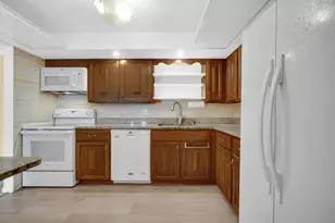 8750 Harrison Ave, Munster, IN 46321 - Photo 14