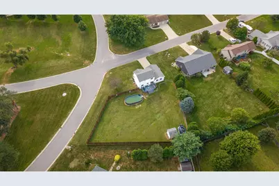 1611 Crest View Lane, La Porte, IN 46350 - Photo 30
