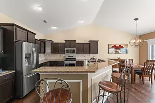 3103 Winter Garden Dr, Valparaiso, IN 46385 - Photo 10