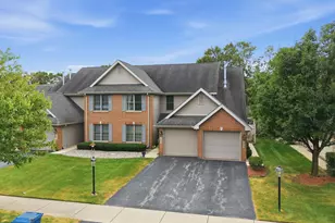 1065 Lakewood Ct, Schererville, IN 46375 - Photo 2