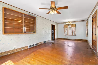 2014 Benjamin Place, Whiting, IN 46394 - Photo 10