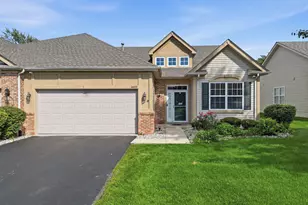 1605 Schaller Ln, Dyer, IN 46311 - Photo 2