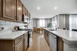 3859 Fender St, Valparaiso, IN 46385 - Photo 8