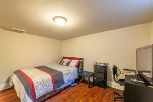 1900 W 58th Pl, Merrillville, IN 46410 - Photo 22