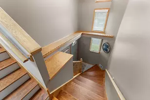 946 Elm Dr, Crown Point, IN 46307 - Photo 2