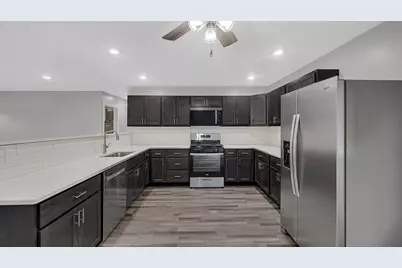 2105 Chatfield Road, Kingsford Heights, IN 46346 - Photo 10