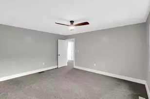 3767 Brown St, Hobart, IN 46342 - Photo 12
