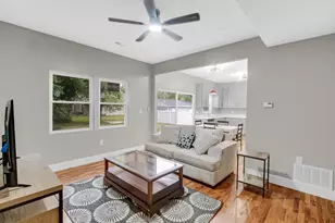 3767 Brown St, Hobart, IN 46342 - Photo 8