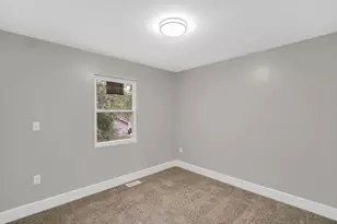 3767 Brown St, Hobart, IN 46342 - Photo 16