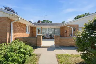 402 Schricker Ave, North Judson, IN 46366 - Photo 4
