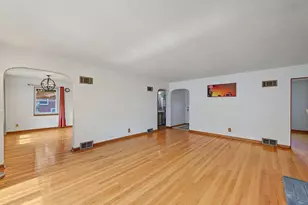 1338 35th St, Munster, IN 46321 - Photo 10