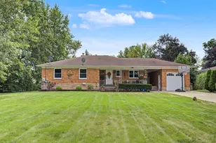 1338 35th St, Munster, IN 46321 - Photo 4