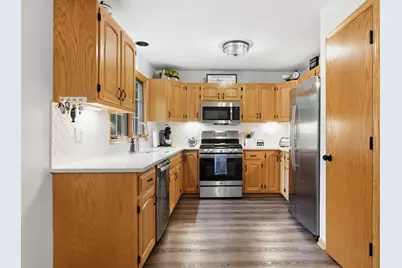 1442 Carriage Oaks Court, Dyer, IN 46311 - Photo 8