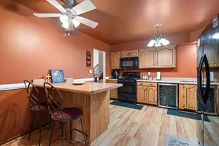 9523 Cleveland St, Crown Point, IN 46307 - Photo 8