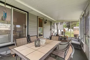 9523 Cleveland St, Crown Point, IN 46307 - Photo 24