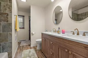 9523 Cleveland St, Crown Point, IN 46307 - Photo 12