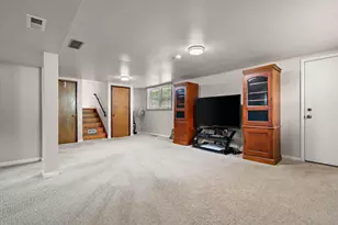 9523 Cleveland St, Crown Point, IN 46307 - Photo 18