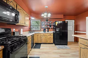 9523 Cleveland St, Crown Point, IN 46307 - Photo 10