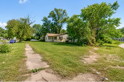 4251 W 22nd Plaza, Gary, IN 46404 - Photo 2