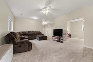 6553 Robbins Rd, Portage, IN 46368 - Photo 18