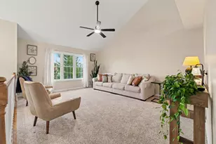 6553 Robbins Rd, Portage, IN 46368 - Photo 4