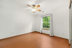 1150 W 86th Pl, Merrillville, IN 46410 - Photo 12