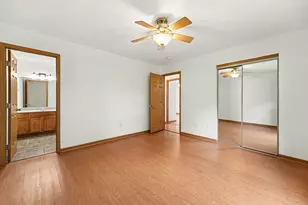 1150 W 86th Pl, Merrillville, IN 46410 - Photo 8