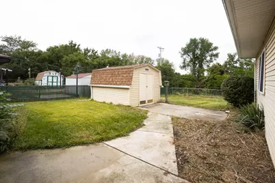 2834 W 38th Avenue, Hobart, IN 46342 - Photo 20
