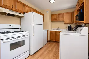2834 W 38th Ave, Hobart, IN 46342 - Photo 8
