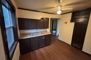 1231 Taney St, Gary, IN 46404 - Photo 4