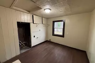 1231 Taney St, Gary, IN 46404 - Photo 12