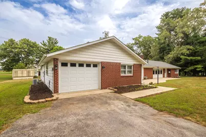 828 15th Avenue NW, Demotte, IN 46310 - Photo 2
