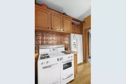 242 169th Street, Hammond, IN 46324 - Photo 6