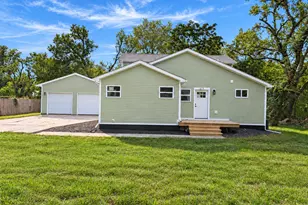 615 Yellowstone Rd, Valparaiso, IN 46385 - Photo 28