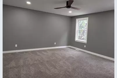 615 Yellowstone Road, Valparaiso, IN 46385 - Photo 8