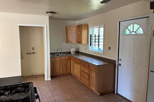 1428 W 45th Ave, Gary, IN 46408 - Photo 6